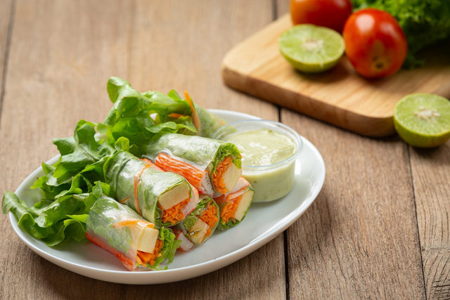 Green Coral Prawn Rice Paper Rolls — Aeroveg Green Coral with tiger prawns and mango in rice paper